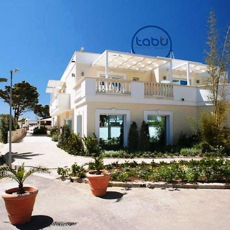 Tabu Hotel Порто-Чезарео Екстер'єр фото